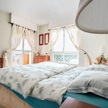 Locrimar 3 Bedroom In Puerto Banus * Марбелья